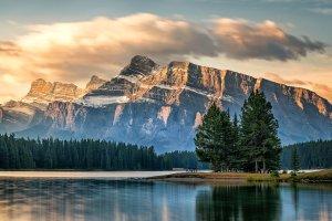 探索加拿大的寒冷水域 