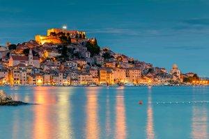 查看克罗地亚的顶级潜水地点 